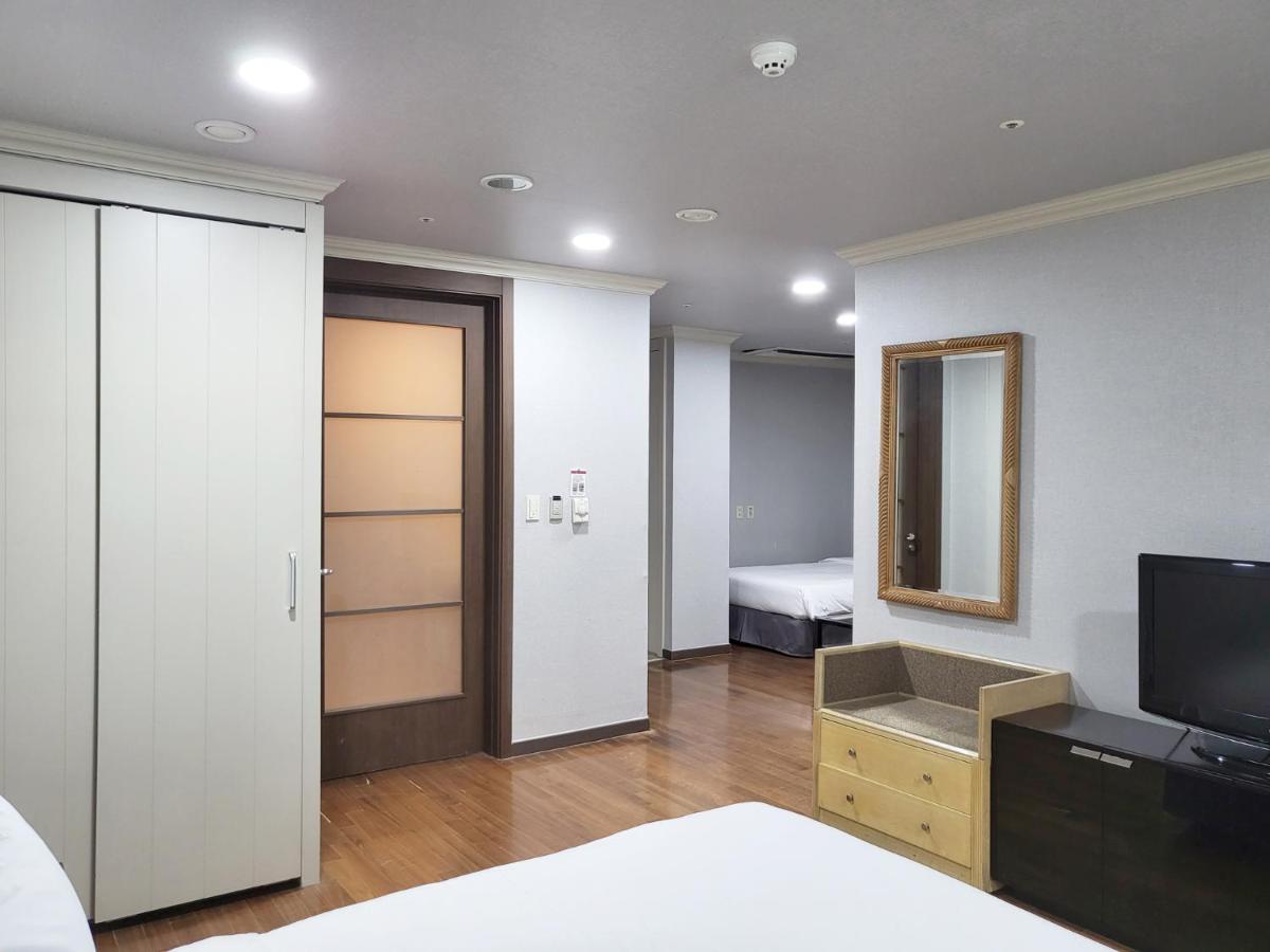 Ramada Hotel And Suites Seoul Namdaemun Екстер'єр фото