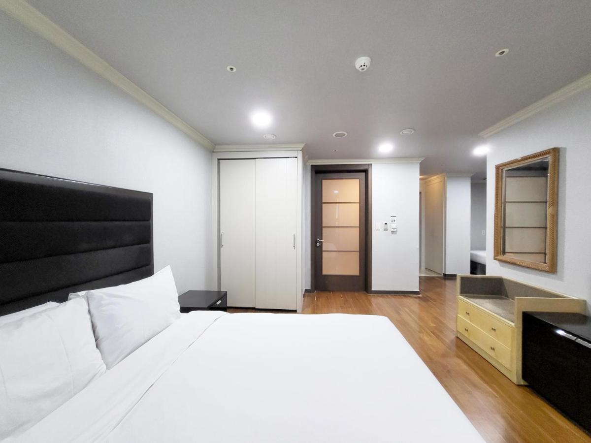 Ramada Hotel And Suites Seoul Namdaemun Екстер'єр фото