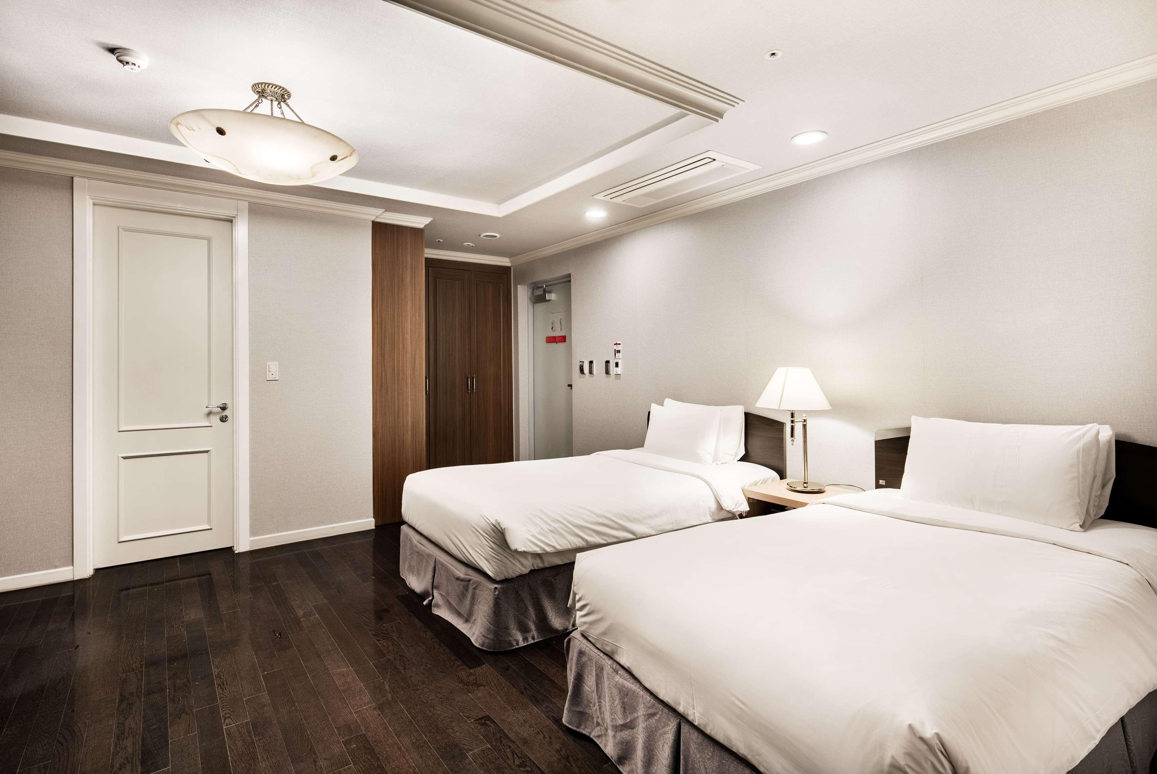Ramada Hotel And Suites Seoul Namdaemun Екстер'єр фото