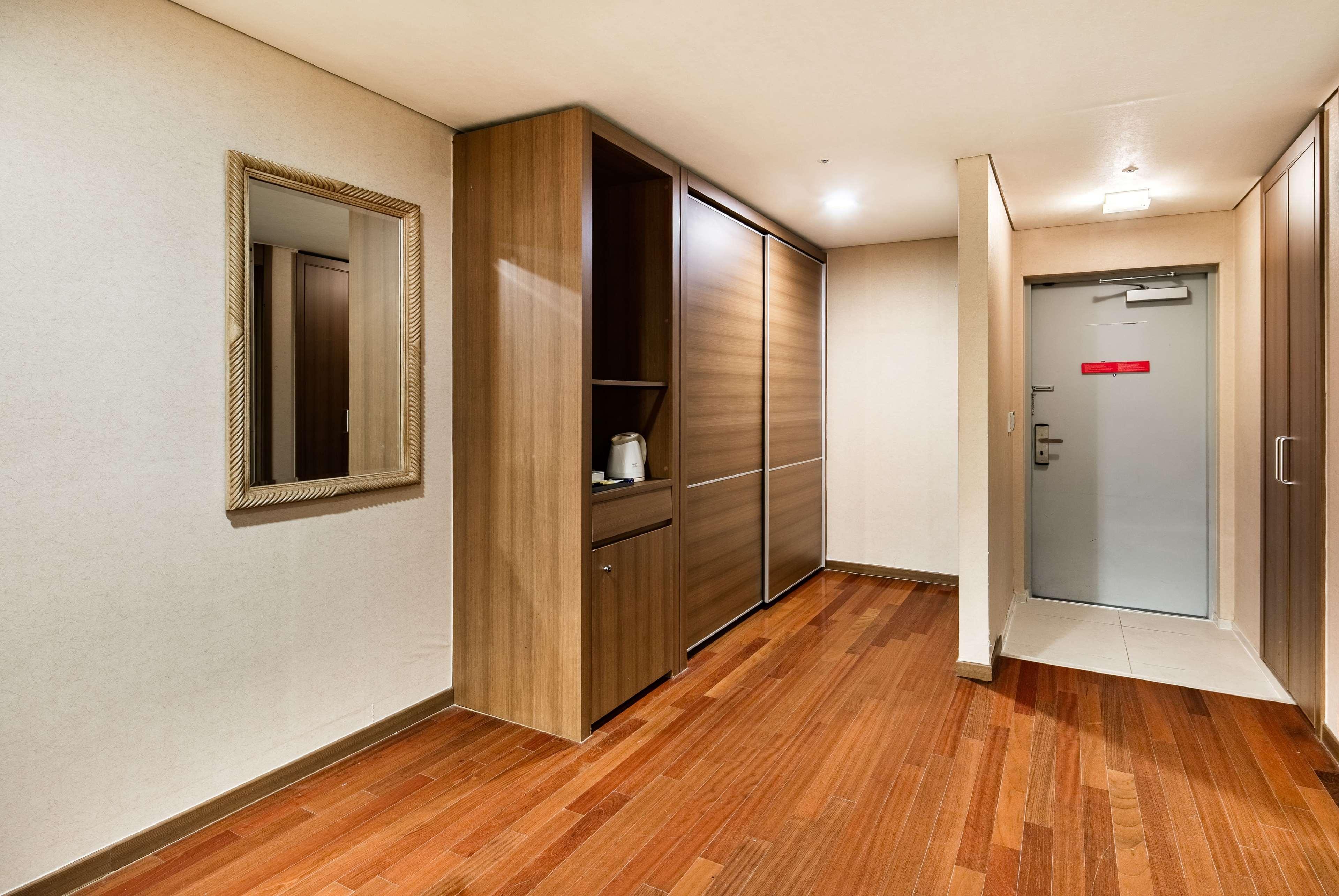 Ramada Hotel And Suites Seoul Namdaemun Екстер'єр фото