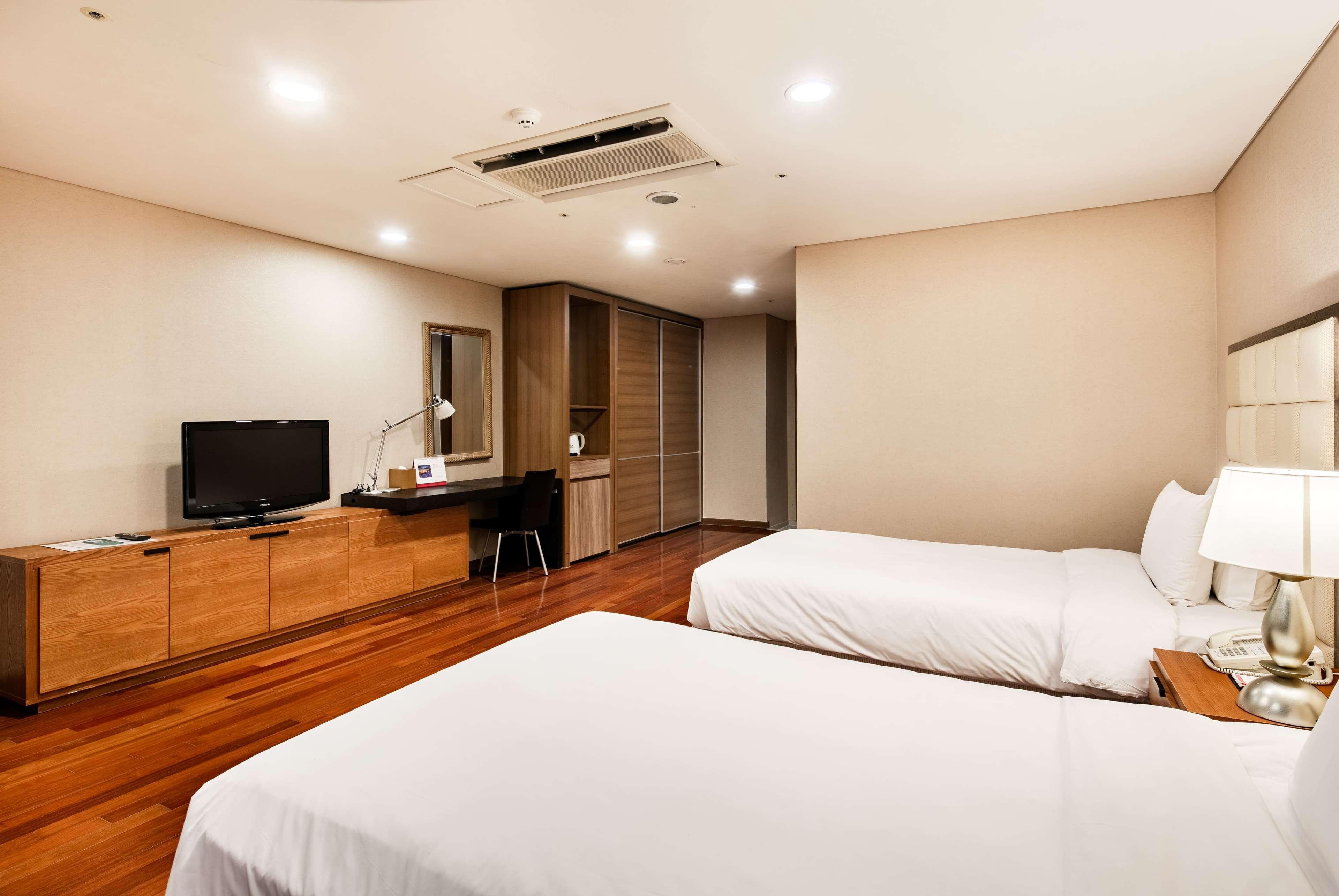 Ramada Hotel And Suites Seoul Namdaemun Екстер'єр фото