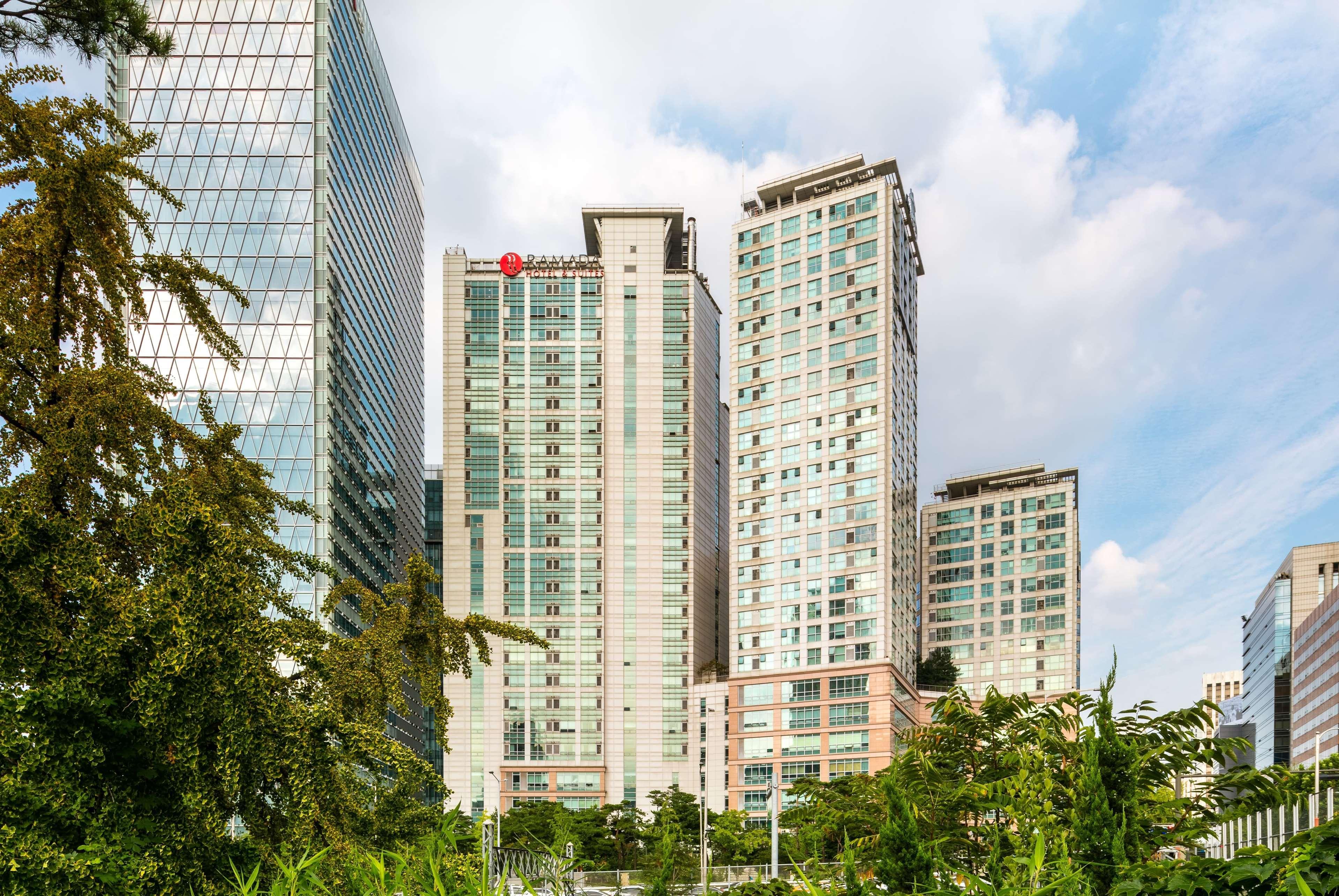 Ramada Hotel And Suites Seoul Namdaemun Екстер'єр фото