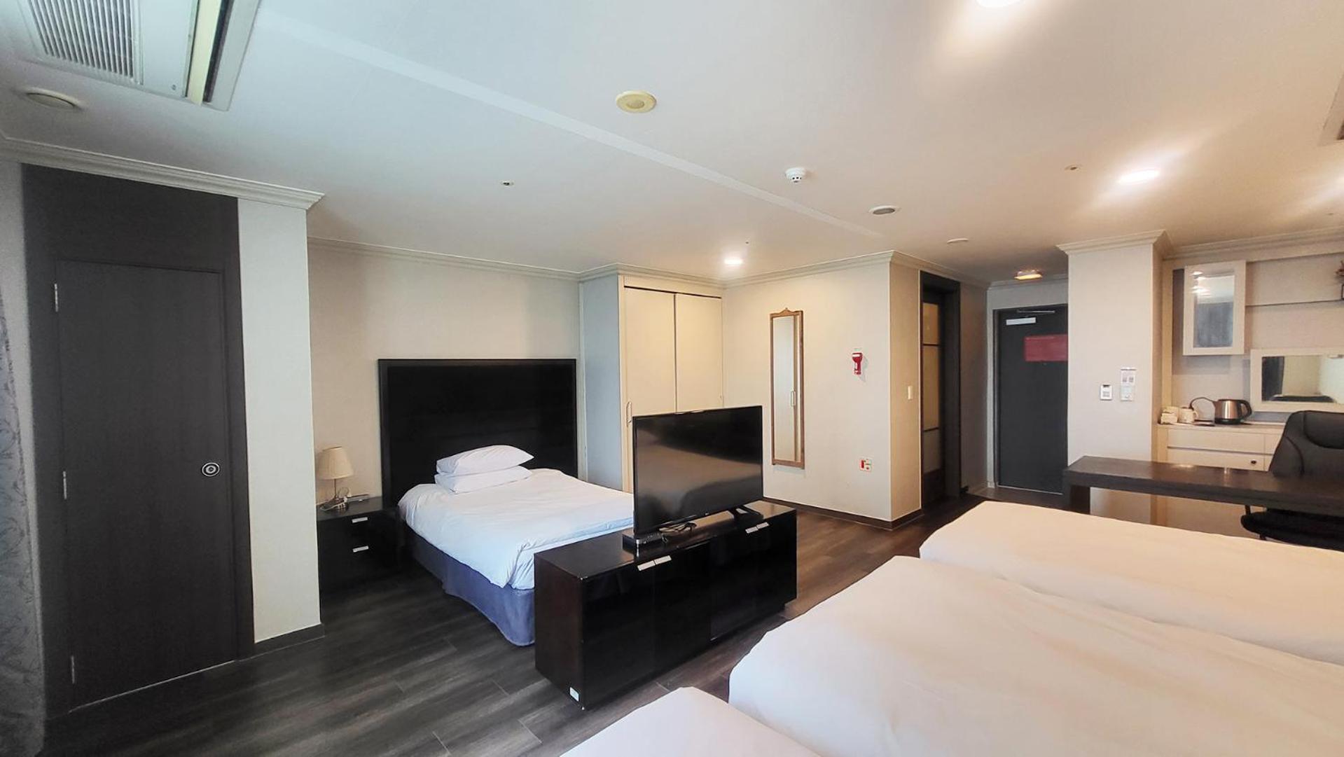 Ramada Hotel And Suites Seoul Namdaemun Екстер'єр фото