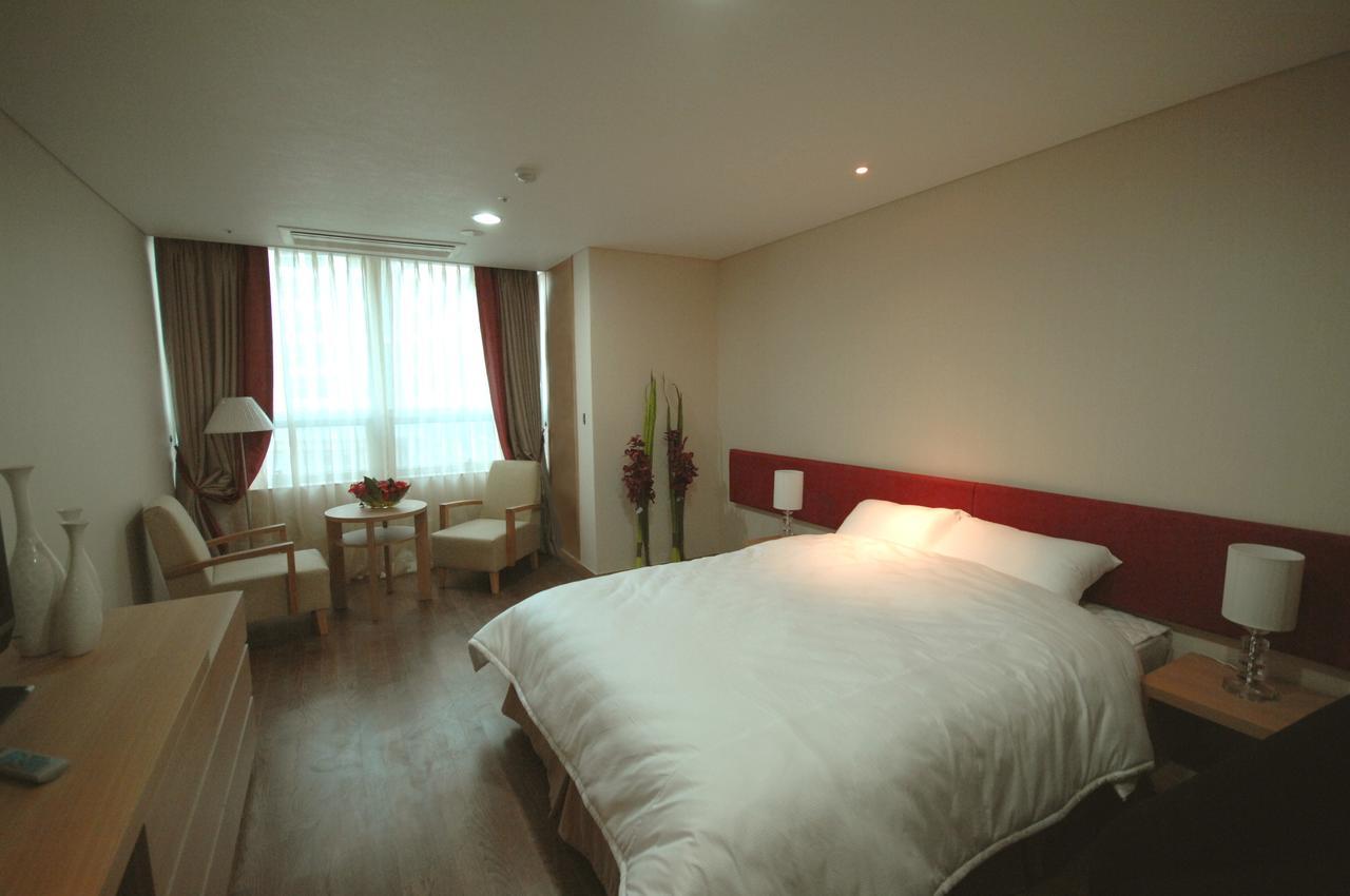 Ramada Hotel And Suites Seoul Namdaemun Екстер'єр фото